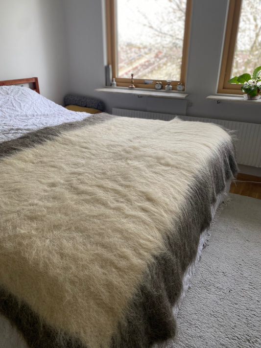 Wool Throw Blanket- 100% Organic Sheep Wool|The Drift Wool