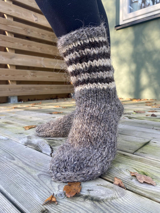 Handmade Warm Wool Socks for Women – Sally-Sheep