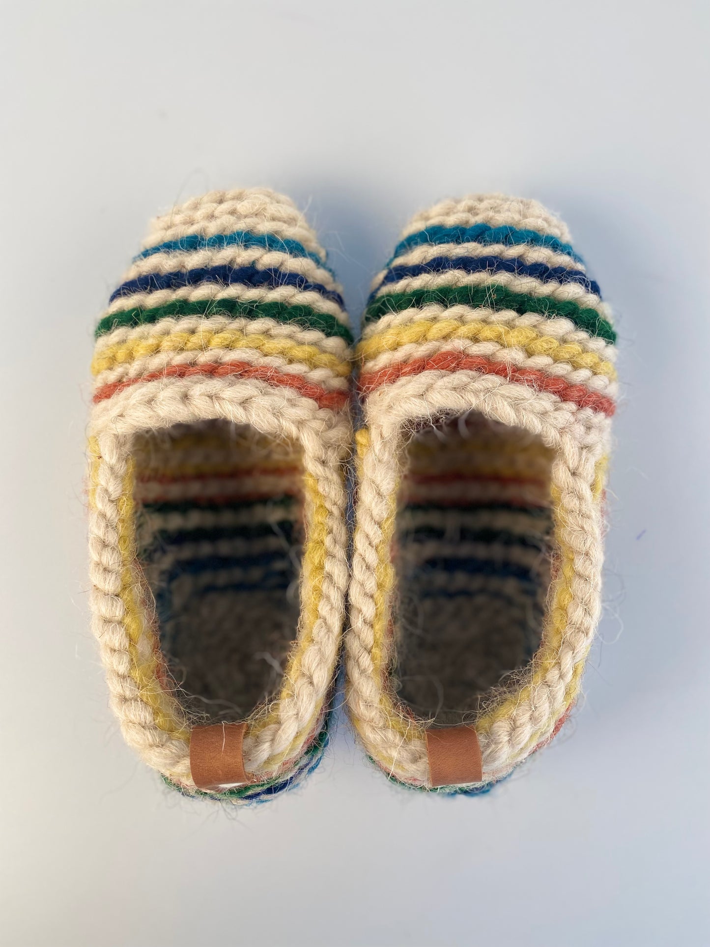 Woolen slippers standard