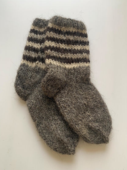 Handmade Warm Wool Socks for Women – Sally-Sheep