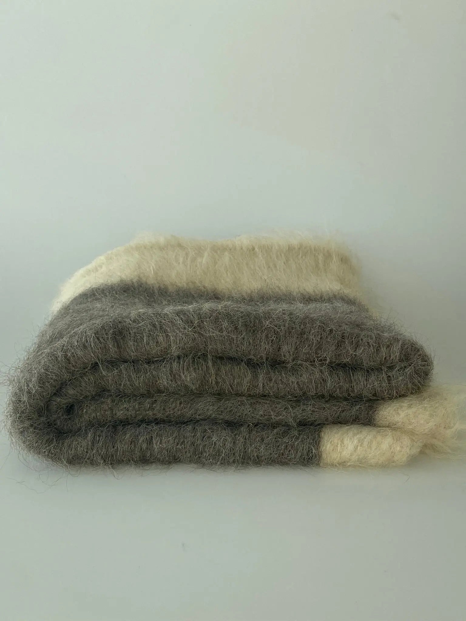 Woolen throw blanket SallySheep